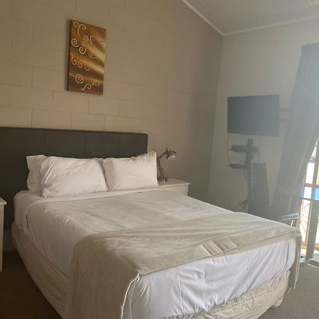 ماسترتون Acorn Estate Motel المظهر الخارجي الصورة