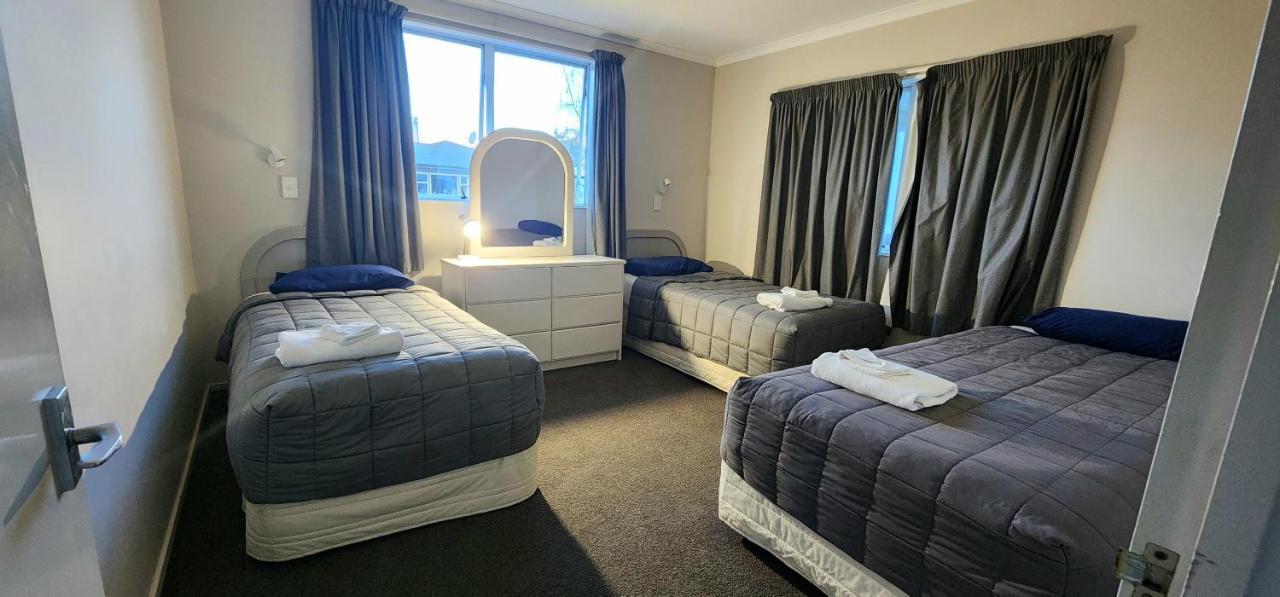 ماسترتون Acorn Estate Motel المظهر الخارجي الصورة