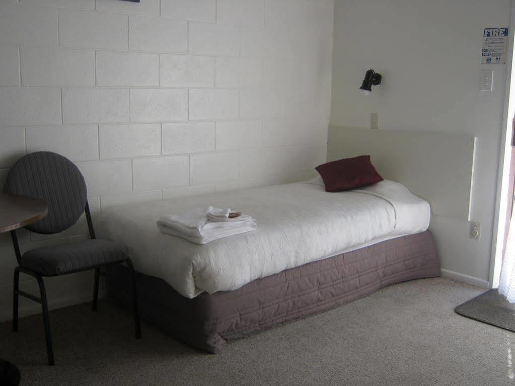 ماسترتون Acorn Estate Motel المظهر الخارجي الصورة